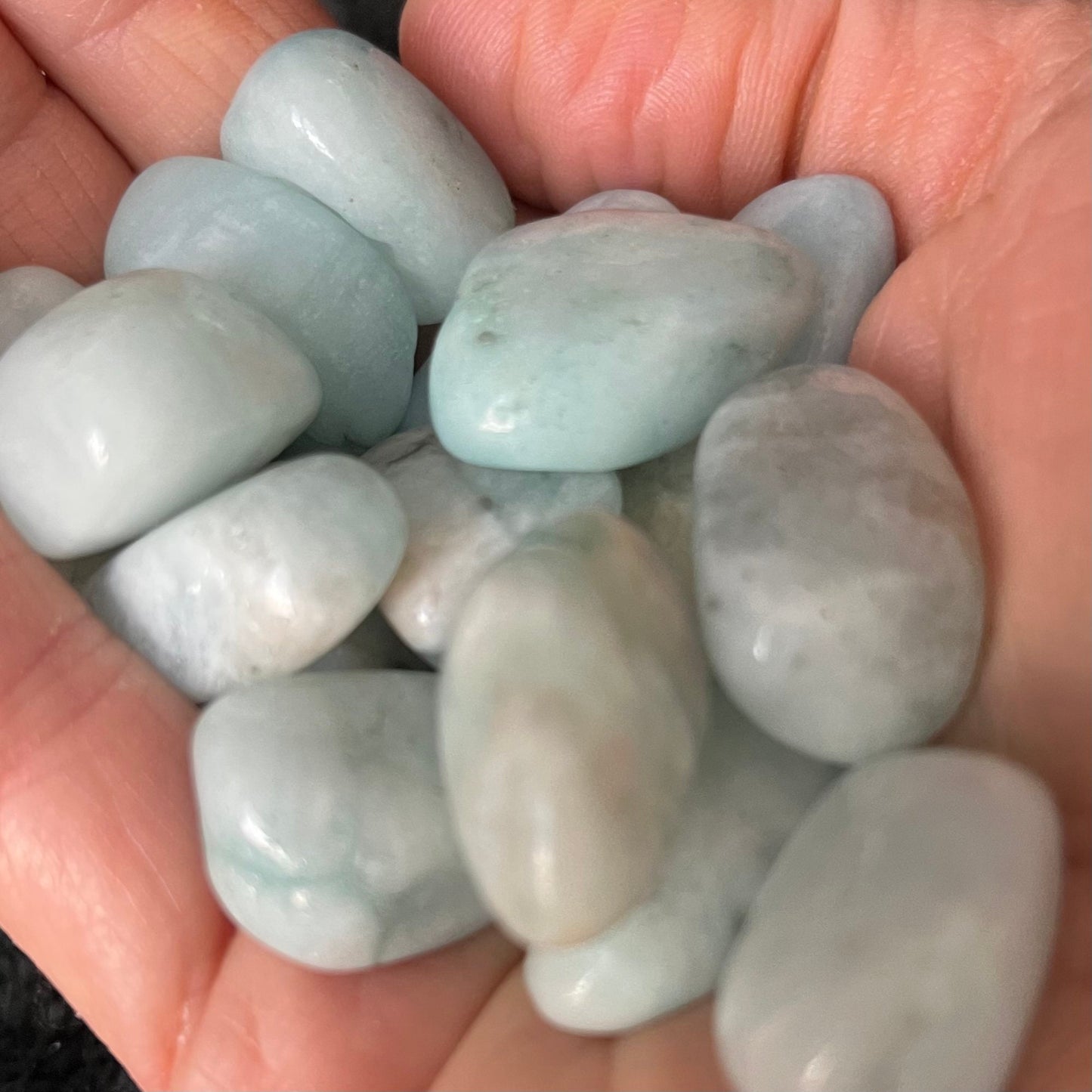 Aquamarine Tumbled Stone (Approx. 5/8”-3/4”) 0398