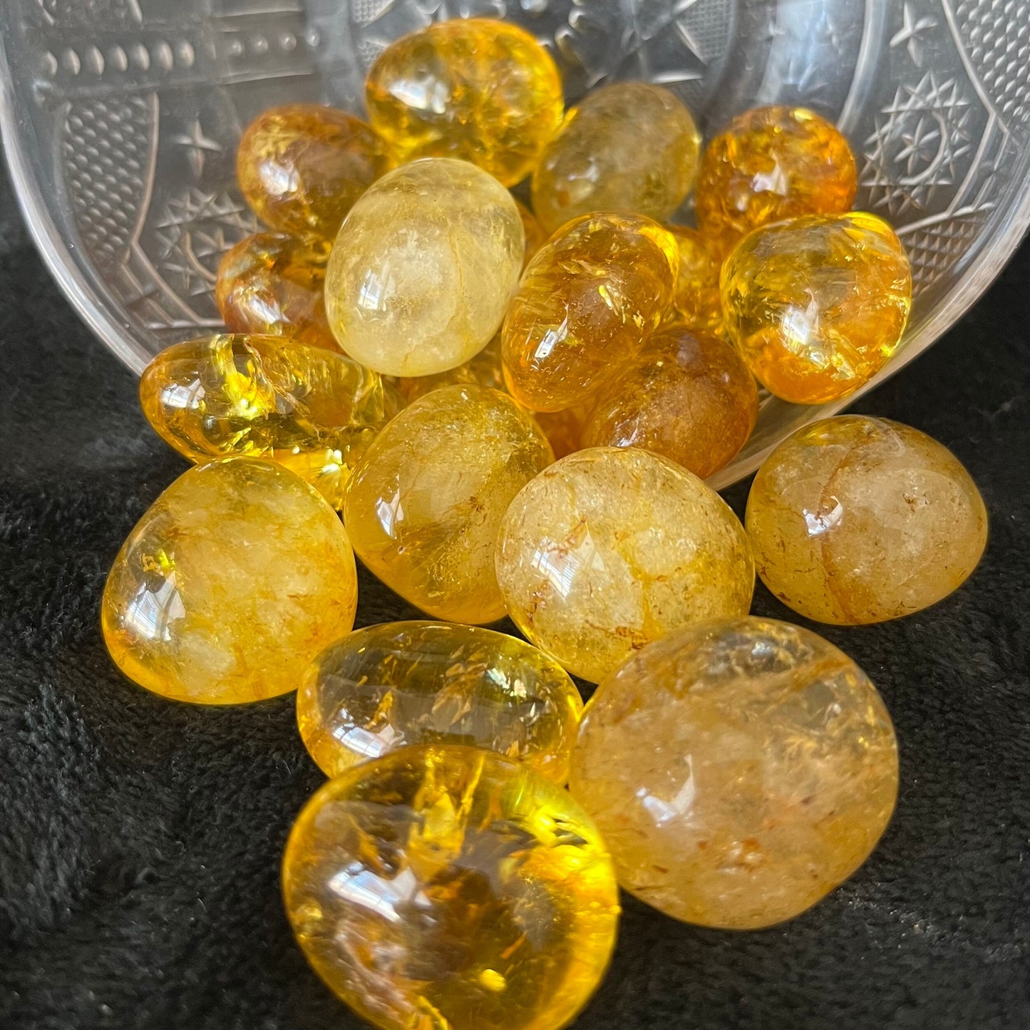 Brazilian Citrine (Approx. 7/8” -1 1/4”) 1542