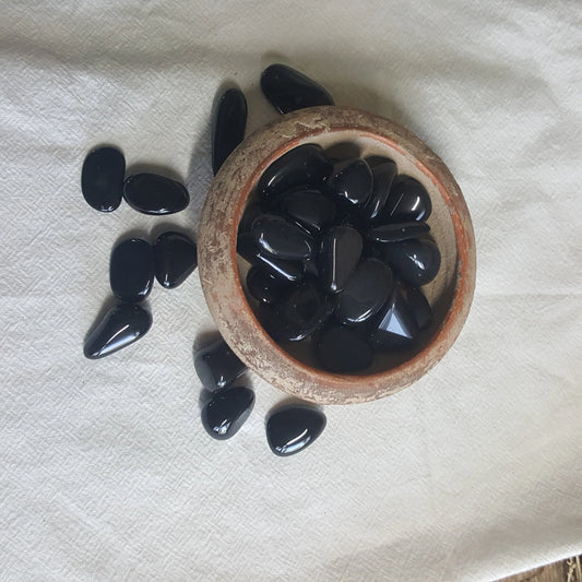 Polished Obsidian, Tumbled Stone (Approx 1/2 - 1"), for Wire Wrapping or Crystal Grid Supply 0680 - Shop Wholesale Crystals