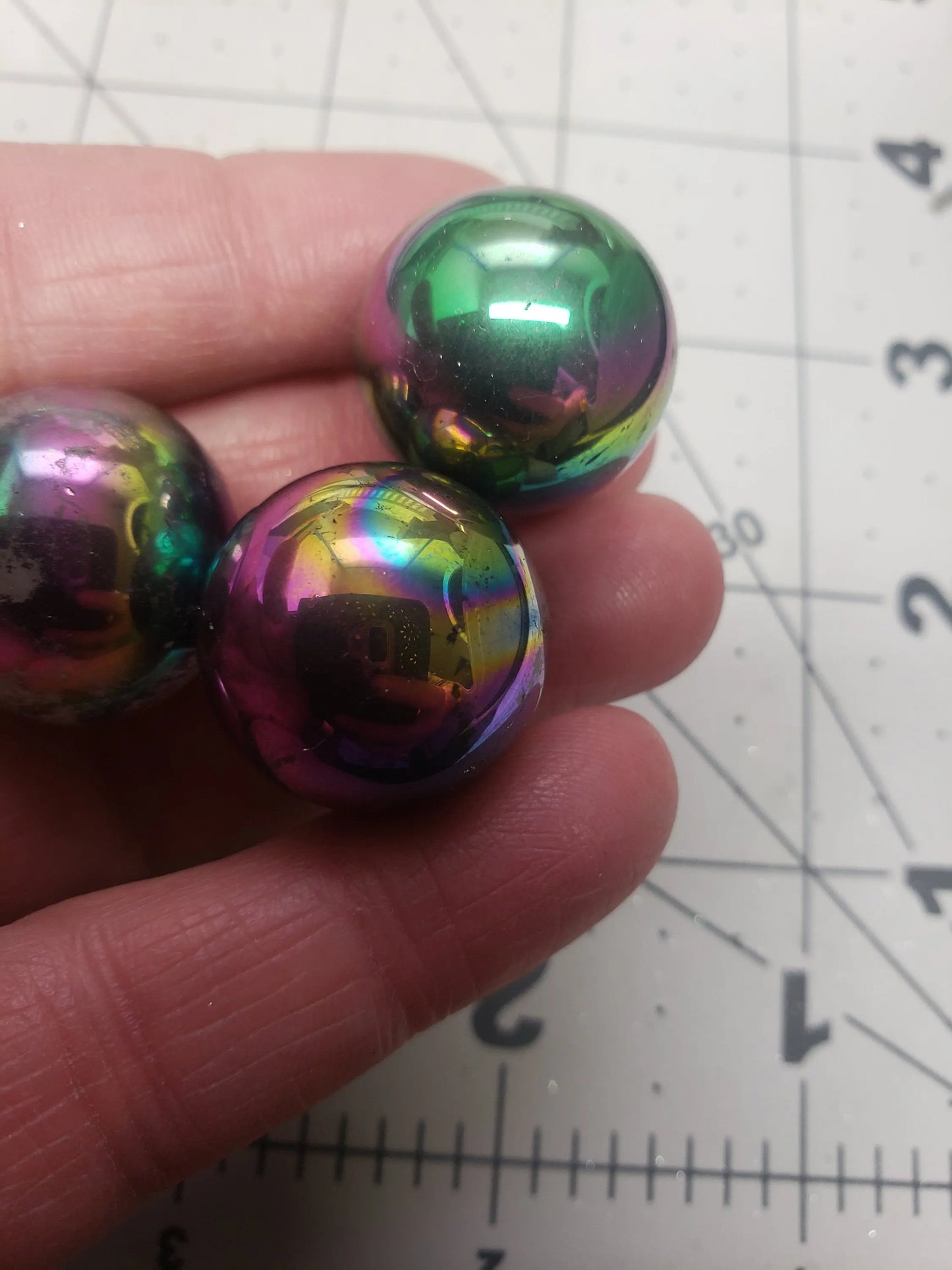 Rainbow Aura Quartz Sphere (Approx 3/4" - 1") BIN-0632 Shop Wholesale Crystals