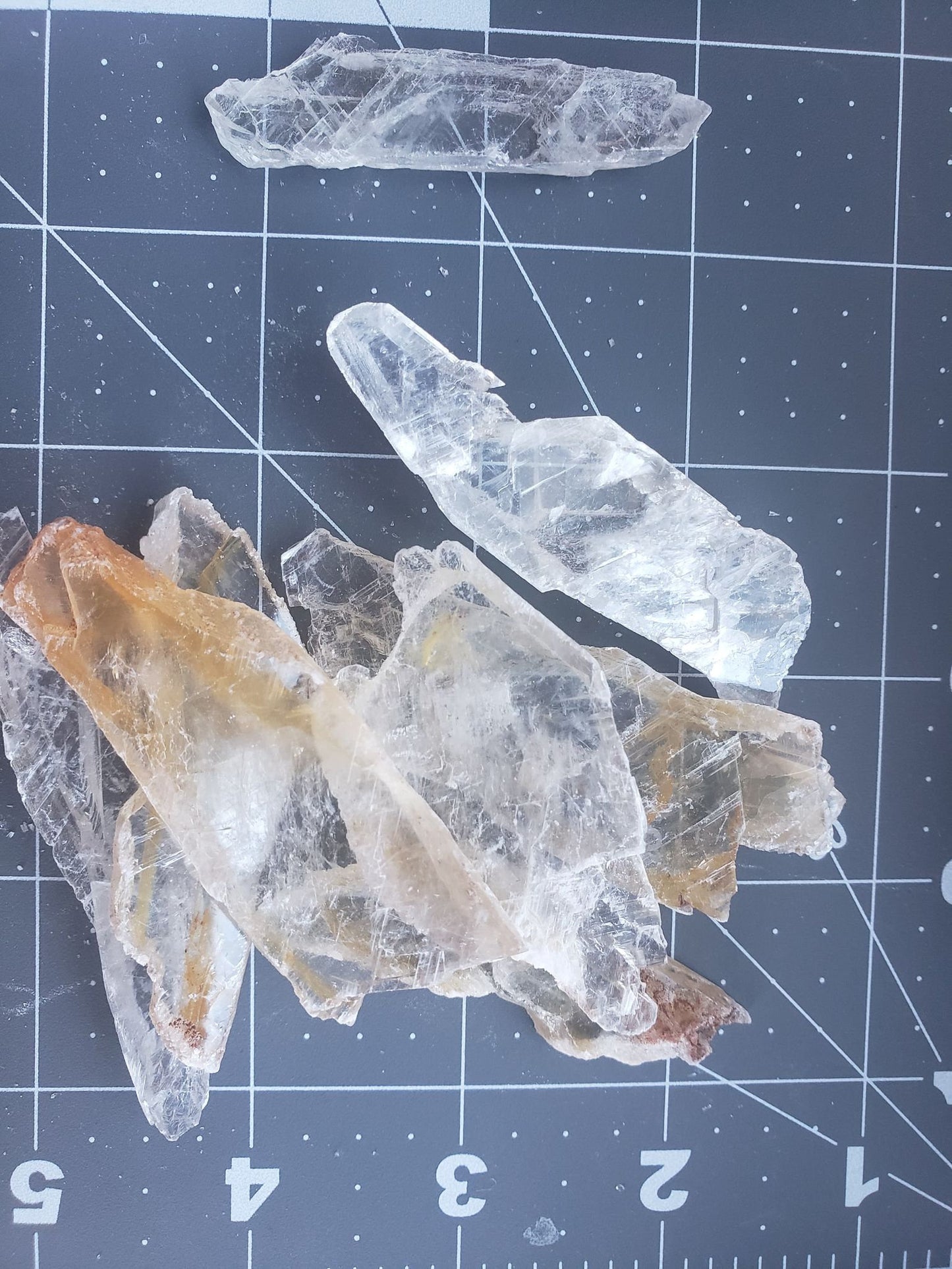 Mini Selenite Feather SEL-0021