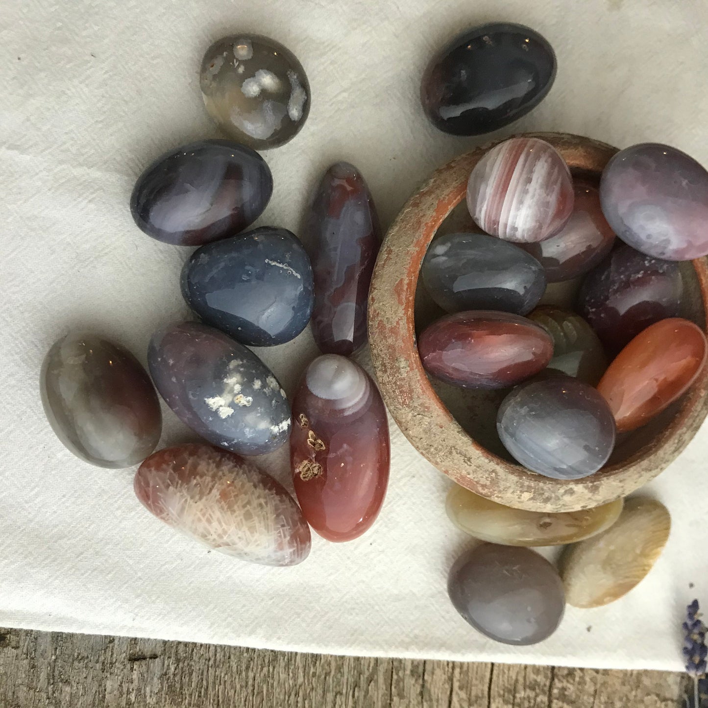 Southern Red Agate, Polished Tumbled Stone (Approx 1"to 1 1/2" long) for Wire Wrapping or Crystal Grid Supply 0730