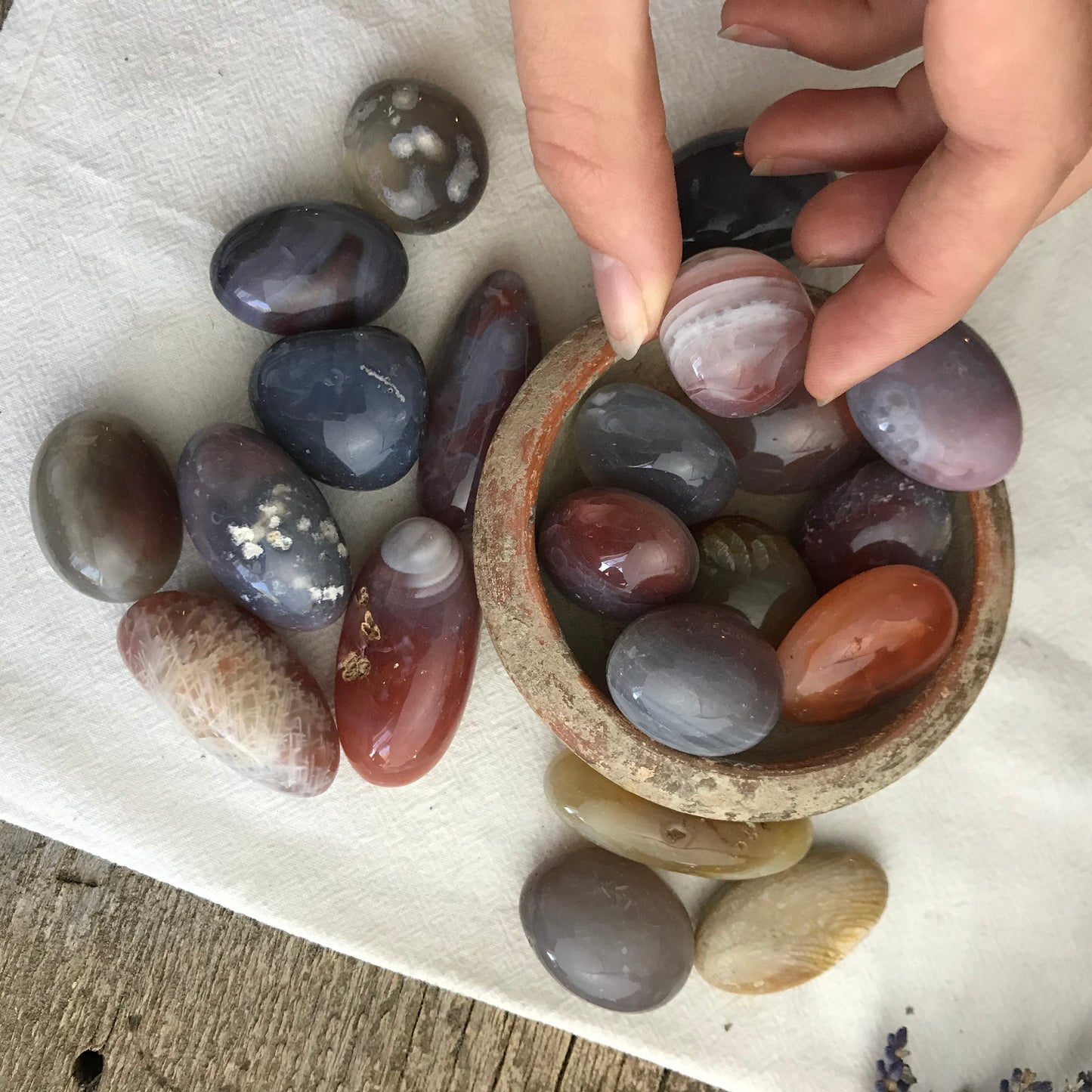 Southern Red Agate, Polished Tumbled Stone (Approx 1"to 1 1/2" long) for Wire Wrapping or Crystal Grid Supply 0730