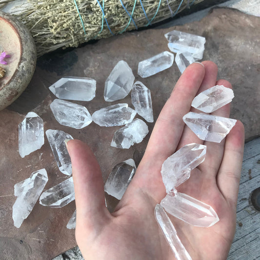 Natural Clear Quartz Crystal, ( 1 1/8" to 1 3/4" long) One Crystal, Metaphysical Quartz Rough 0489