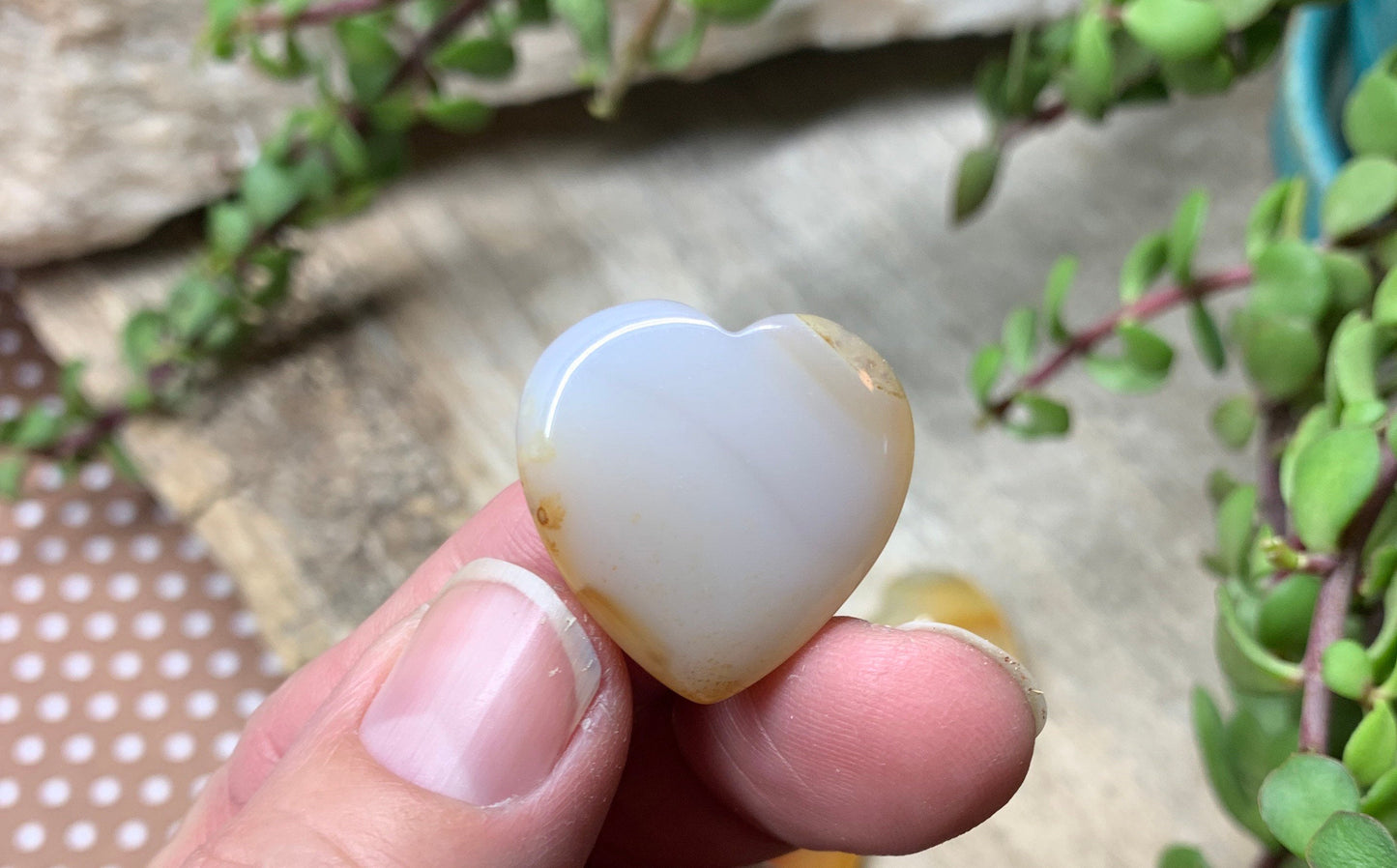 Yellow Agate Heart  25mm 0553