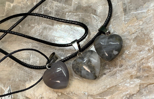 Gray Agate Heart Necklace HOT-0477