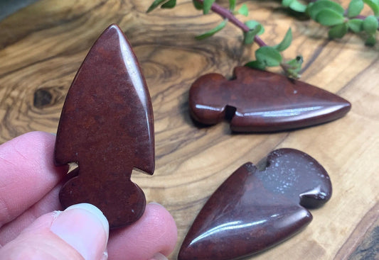 Red Jasper Polished Arrowhead (Approx. 2" x 1") 0982 Shop Wholesale Crystals