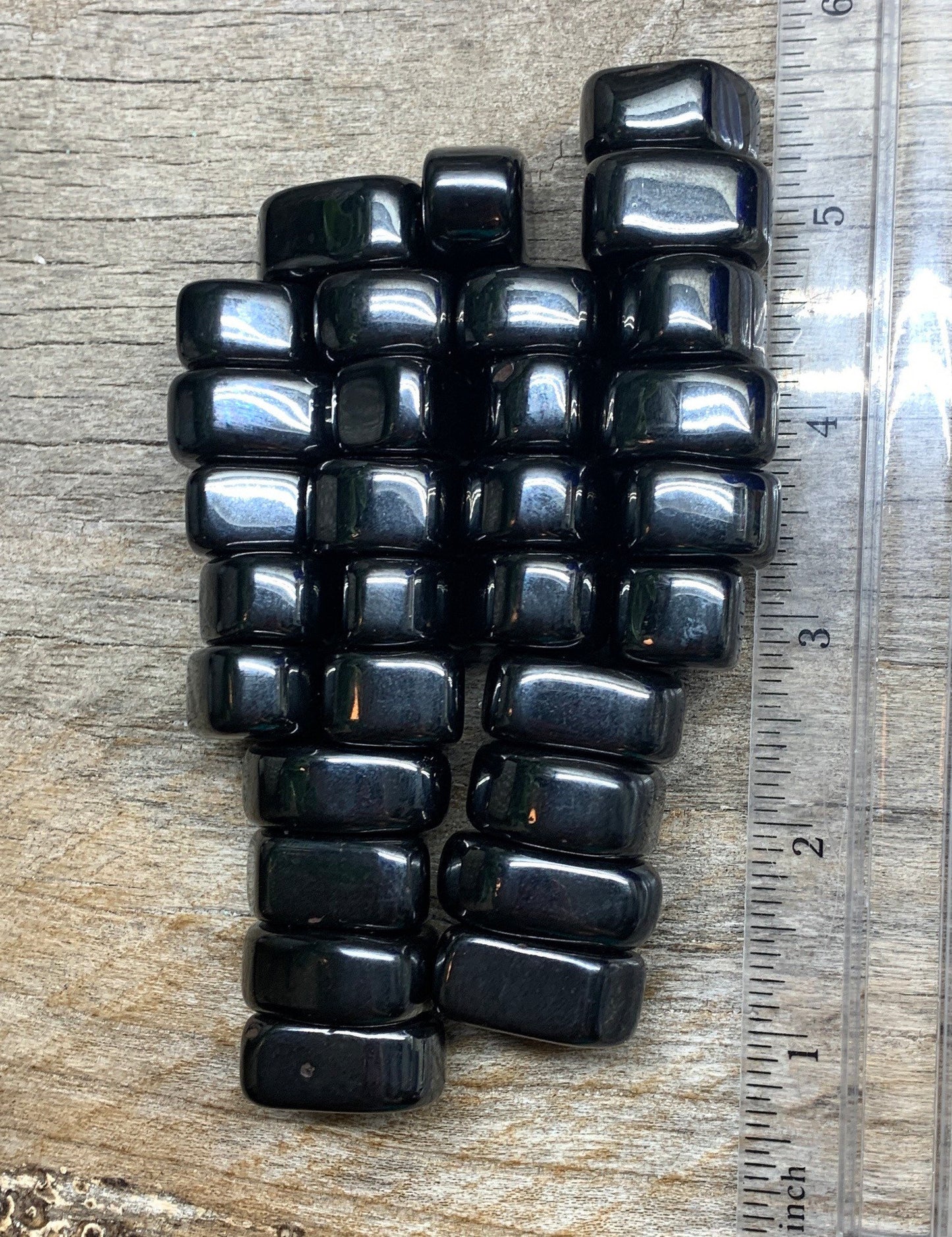 Magnetic Hematite Tumbled Stone 0674