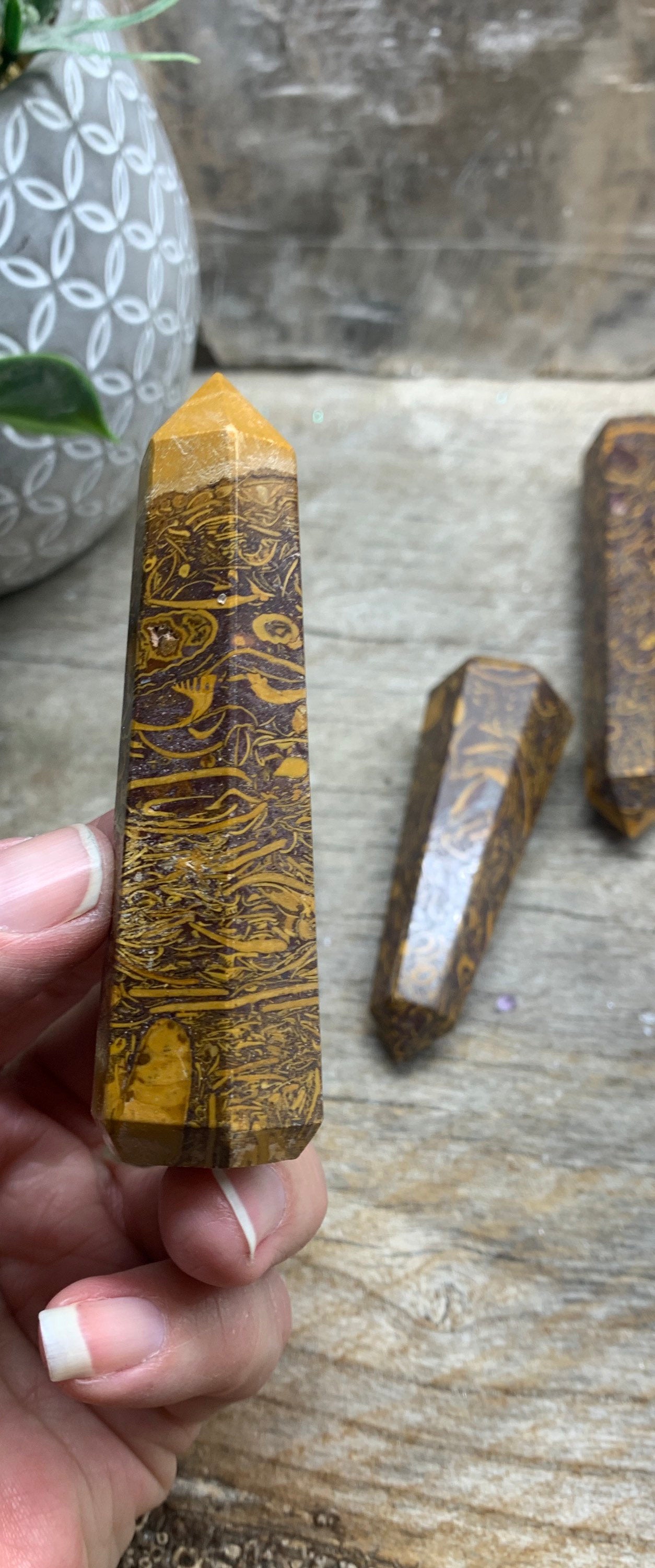 Miriam Jasper, Calligraphy Stone, Elephant Jasper Obelisk 0855