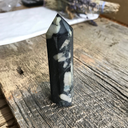 Chrysanthemum Stone Obelisk, (Approx 3 1/4" - 3 5/8") Chrysanthemum Point, Supply for Crystal Grid, Home Decor or Crafts 0892