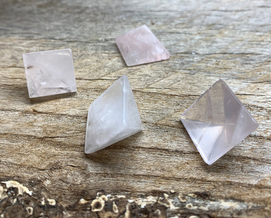 Rose Quartz Pyramid (1/2”- 3/4”) 0309