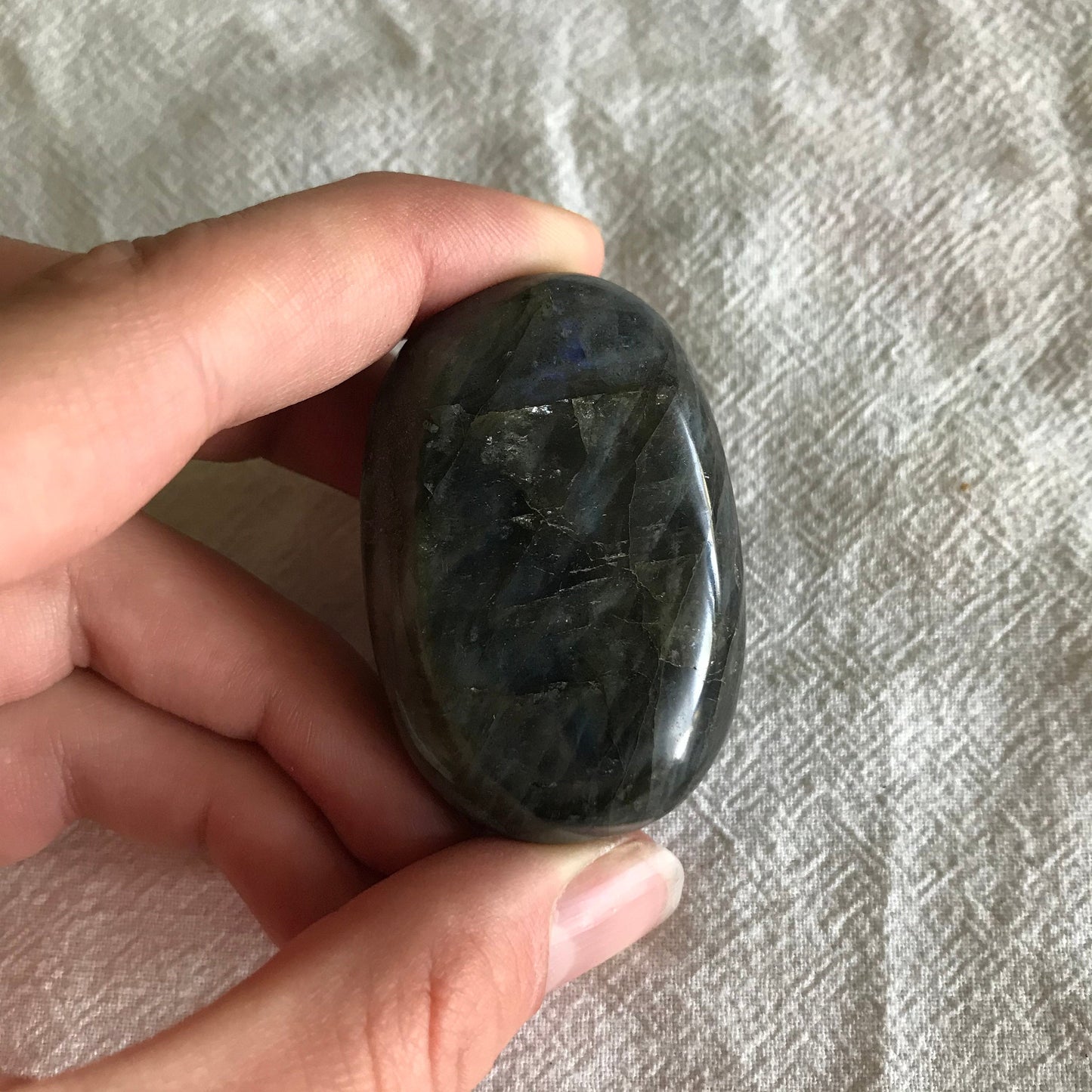 Labradorite Palm Stone, Approx  1 3/4" x 2 1/4", Flash, Beautiful 1566