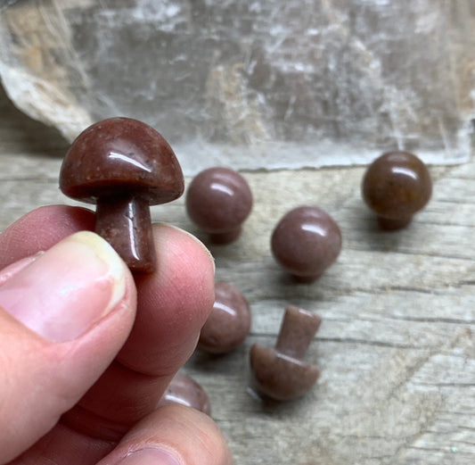 Strawberry Quartz Mushroom (Approx. 5/8”x 3/4”) 0017