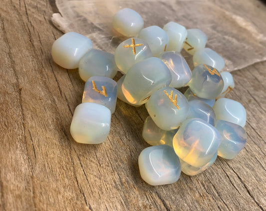 Opalite Rune 25 piece Set KIT-0027