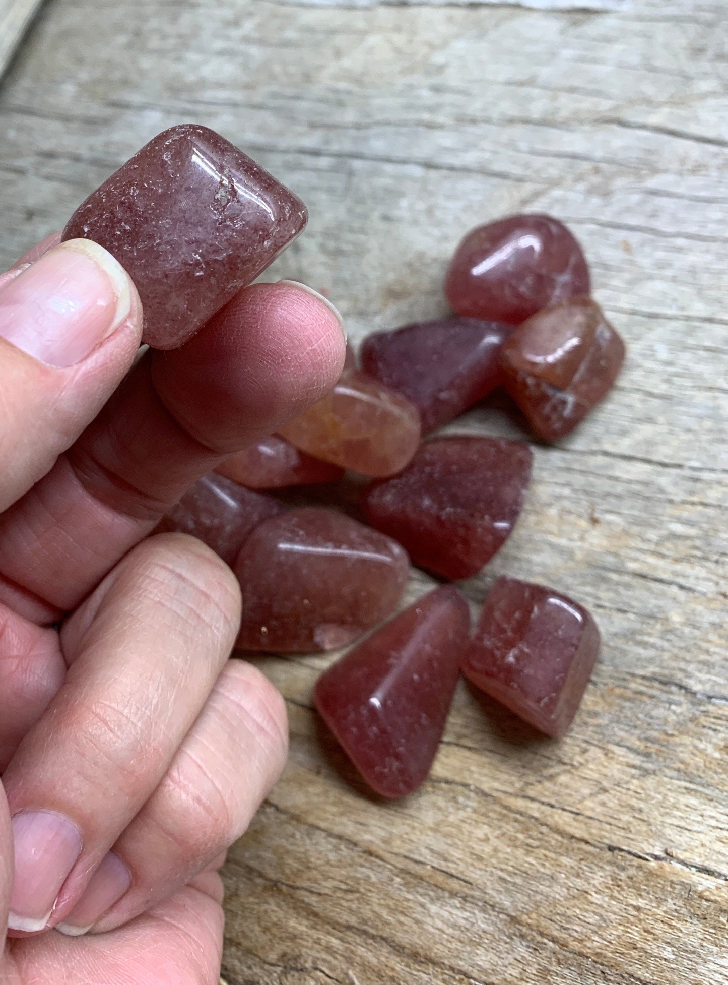 Strawberry Quartz Tumbled Stone BIN-1300 (Approx. 7/8”- 1 1/2”)