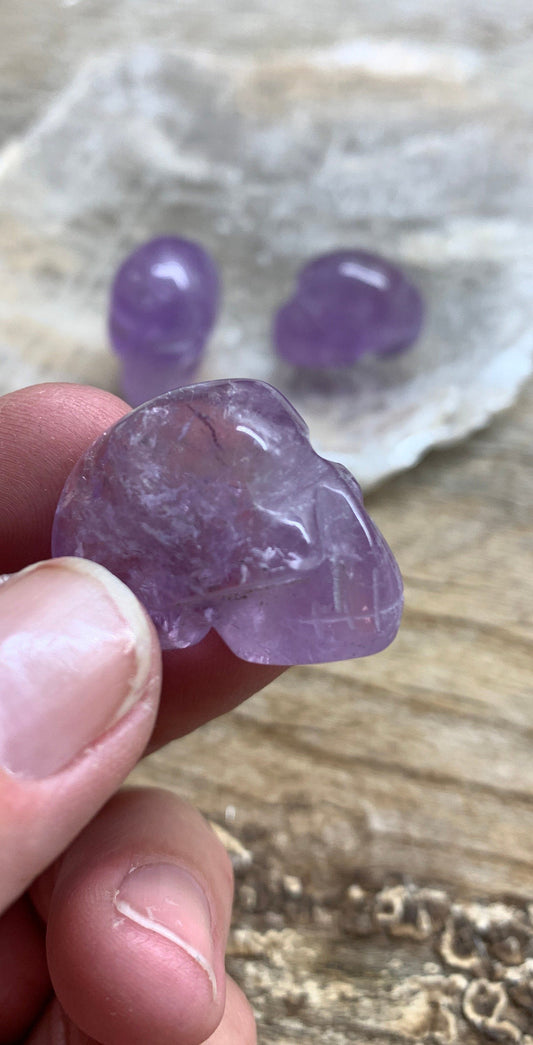 Amethyst Carved Skull 1”  BIN-0806-A