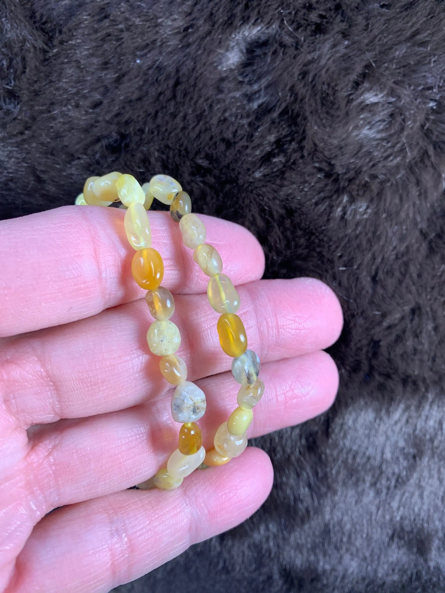 Yellow Agate Pebble Bracelet BRC-0149 Shop Wholesale Crystals