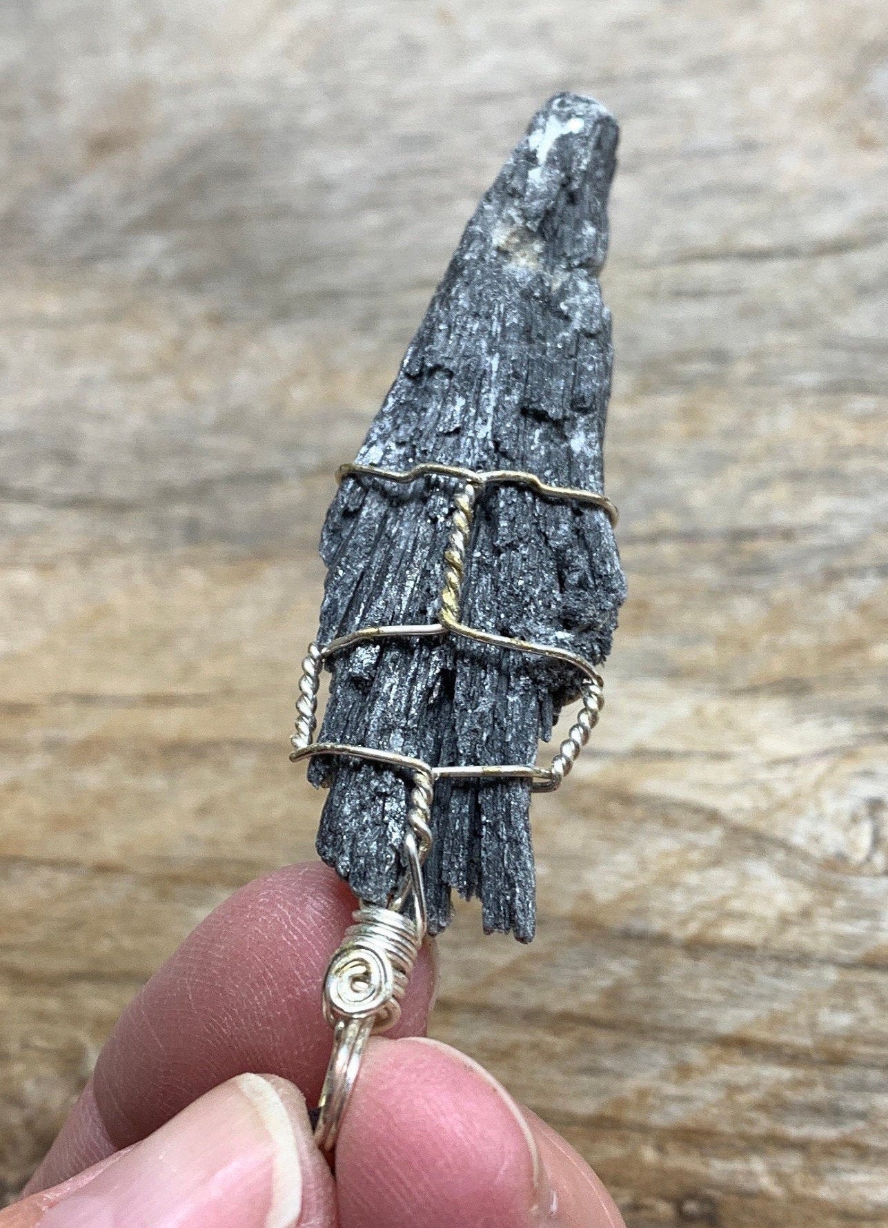 Black Kyanite Blade NCK-1945 Wire Wrapped Necklace