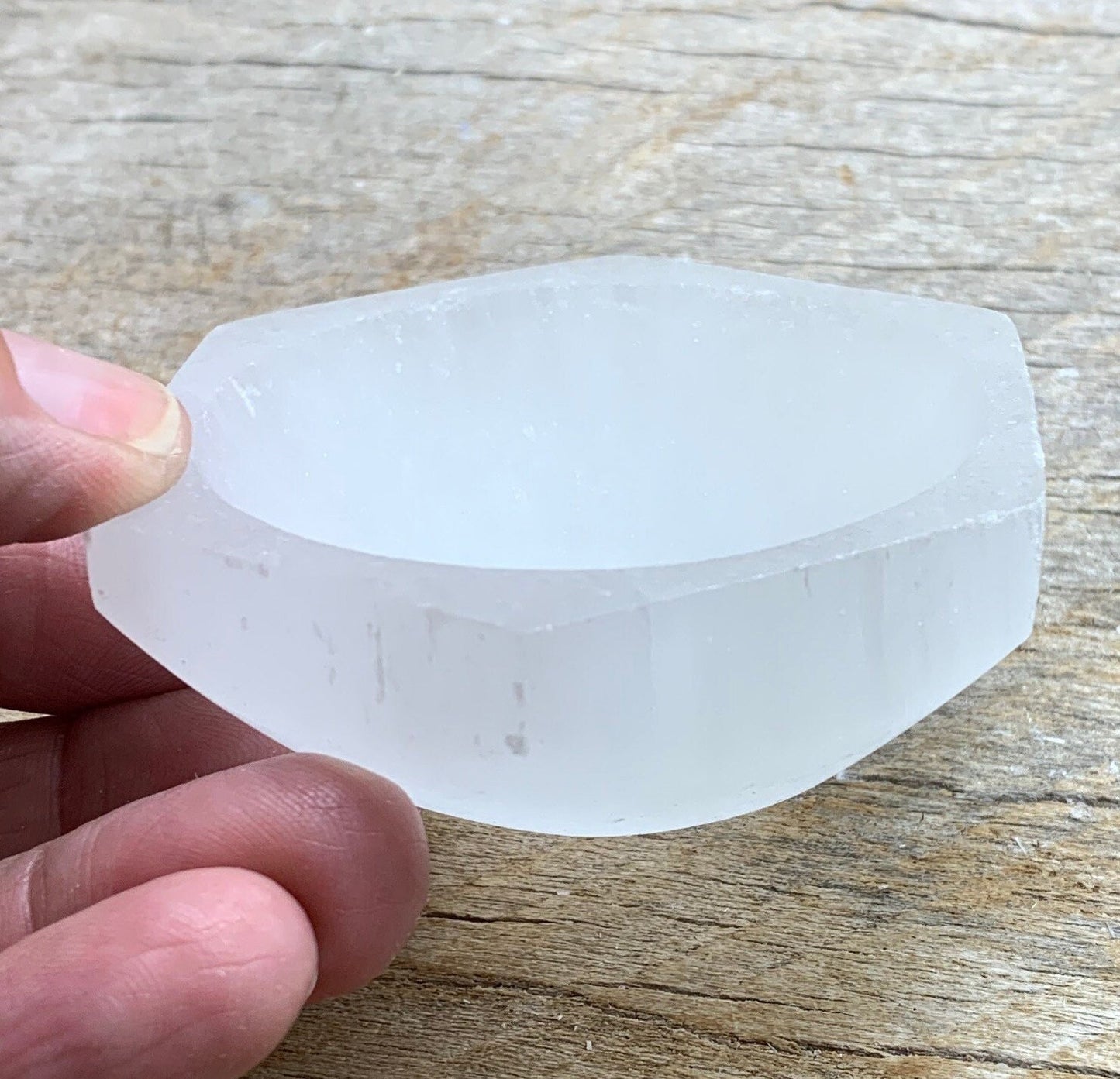 Selenite Hexagon Bowl 70mm S-0004