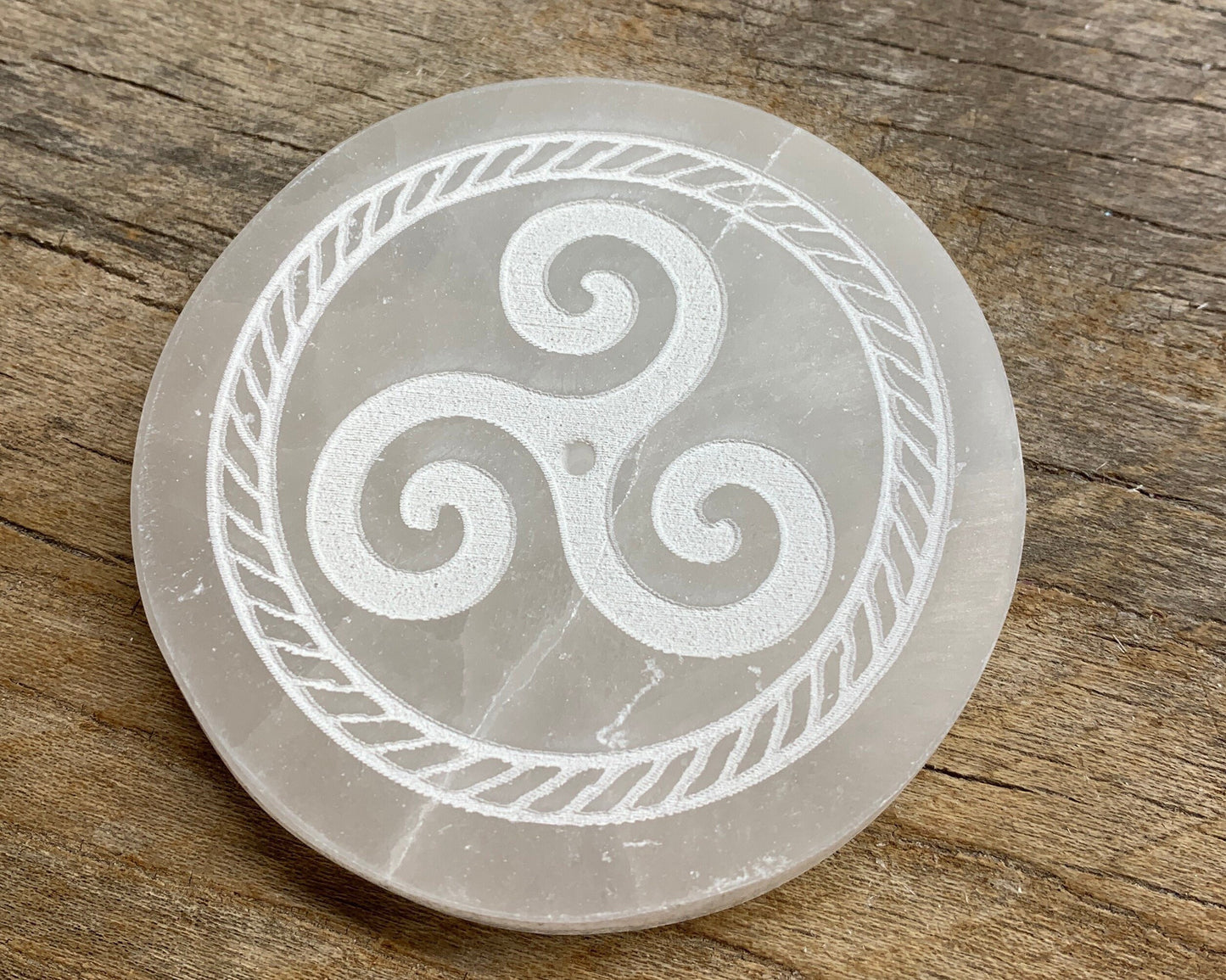 Triskelion Symbol Etching S-0031                Triple Swirl 2 3/4”