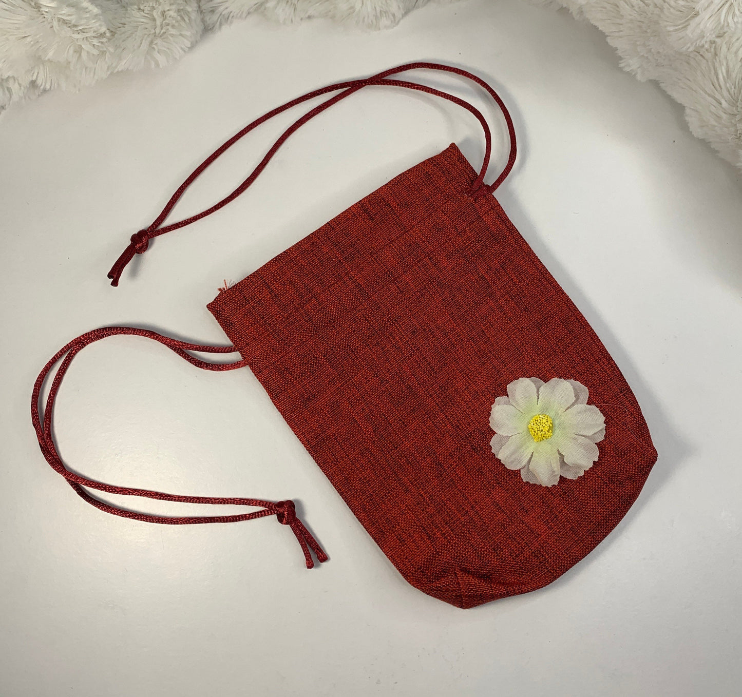 Red Burlap Flower Drawstring Bag (Approx. 4 1/8" x 5 1/4") BAG-0006