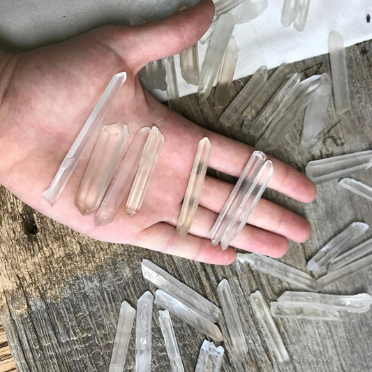 Quartz Crystal, (Approx. 1 1/2 -2 1/2") One Natural Crystal, Quartz Rough, for Crystal Grid Making or Wire Wrapping 1283 Shop Wholesale Crystals