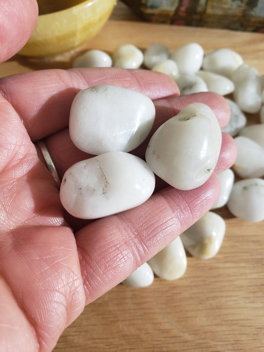 White Jade Polished Crystal ( Approx 3/4" - 1") 0668