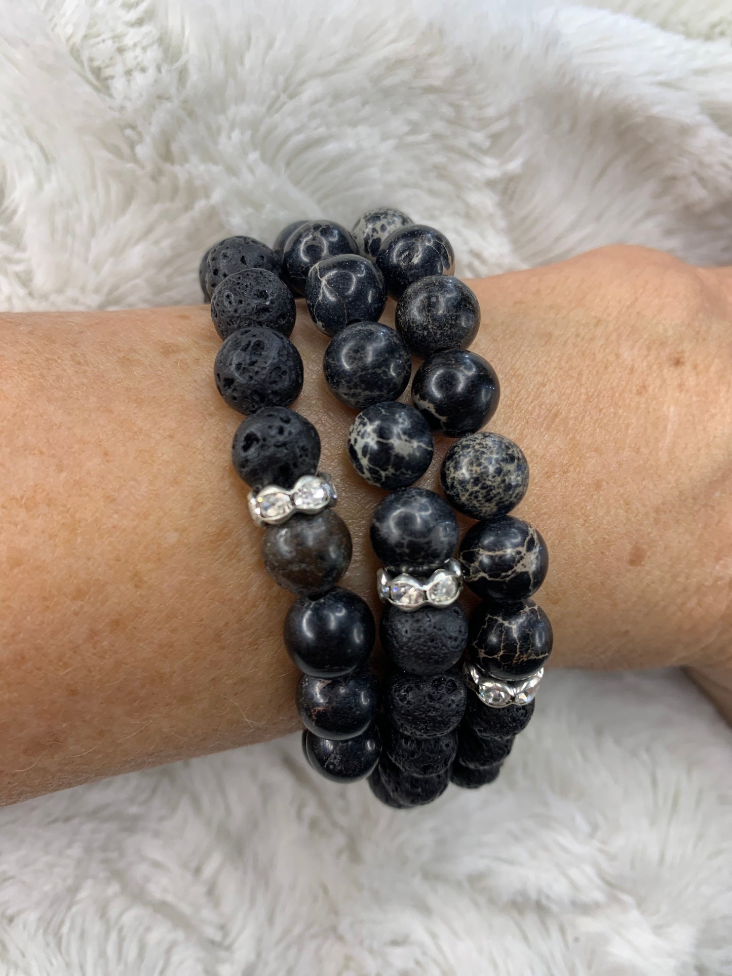 Black Howlite Lava Bracelet.     BRC-0017