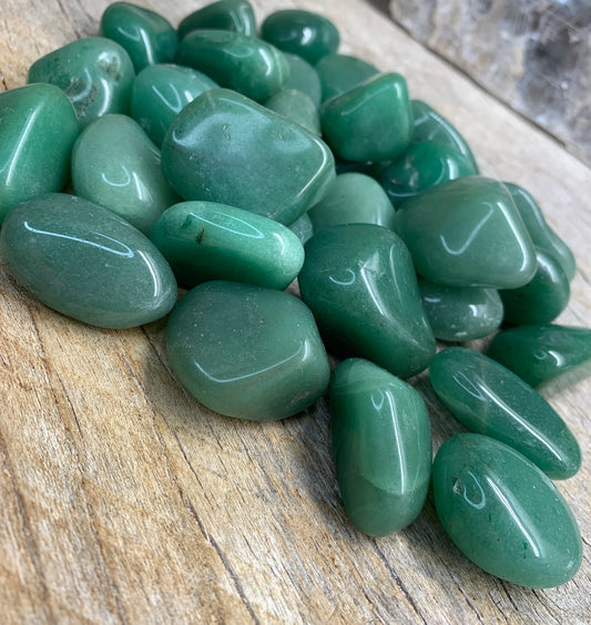 Green Aventurine Tumbled Stone BIN-1373  Approx. 1 1/4”- 1 3/4”