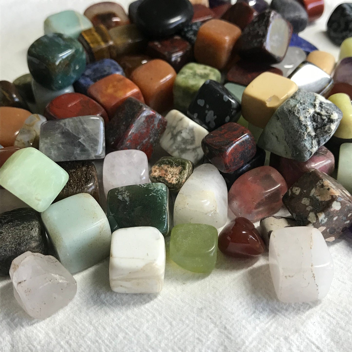 Surprise Stone from Assorted Mix of Polished Stones, One Stone (Approx 1/2" - 1" long) Wire Wrapping or Crystal Grid Supply BIN-1460