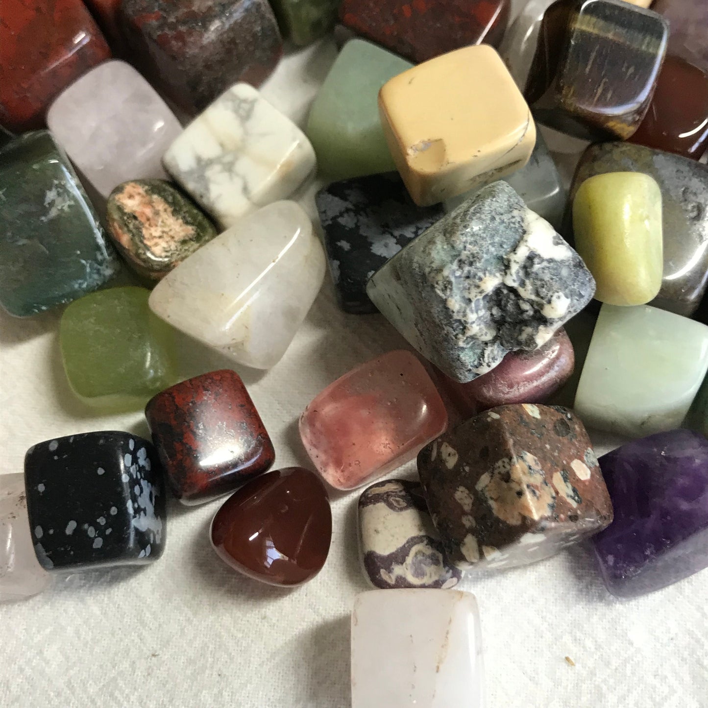 Surprise Stone from Assorted Mix of Polished Stones, One Stone (Approx 1/2" - 1" long) Wire Wrapping or Crystal Grid Supply BIN-1460