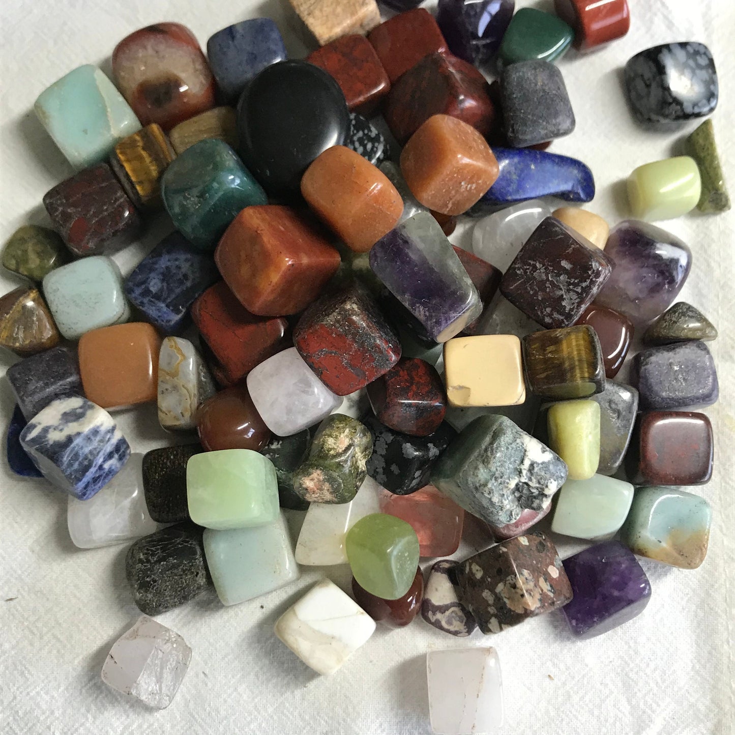 Surprise Stone from Assorted Mix of Polished Stones, One Stone (Approx 1/2" - 1" long) Wire Wrapping or Crystal Grid Supply BIN-1460