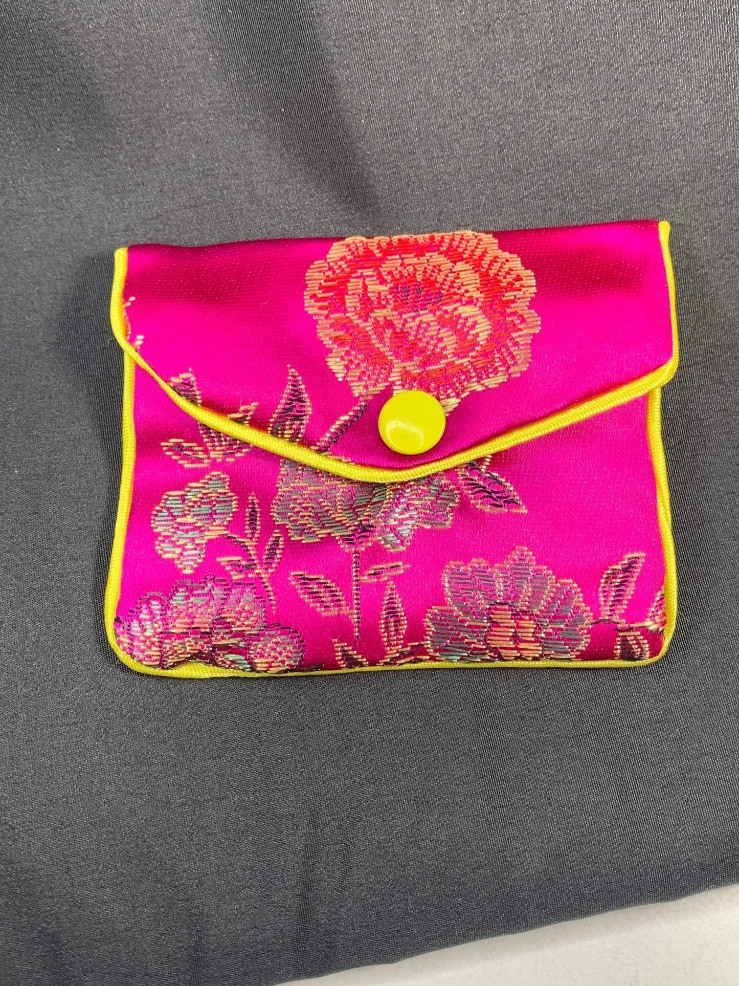 Stylish Fuchsia Snap Bag (Approx. 3 1/4" x 2 5/8") BAG-0003