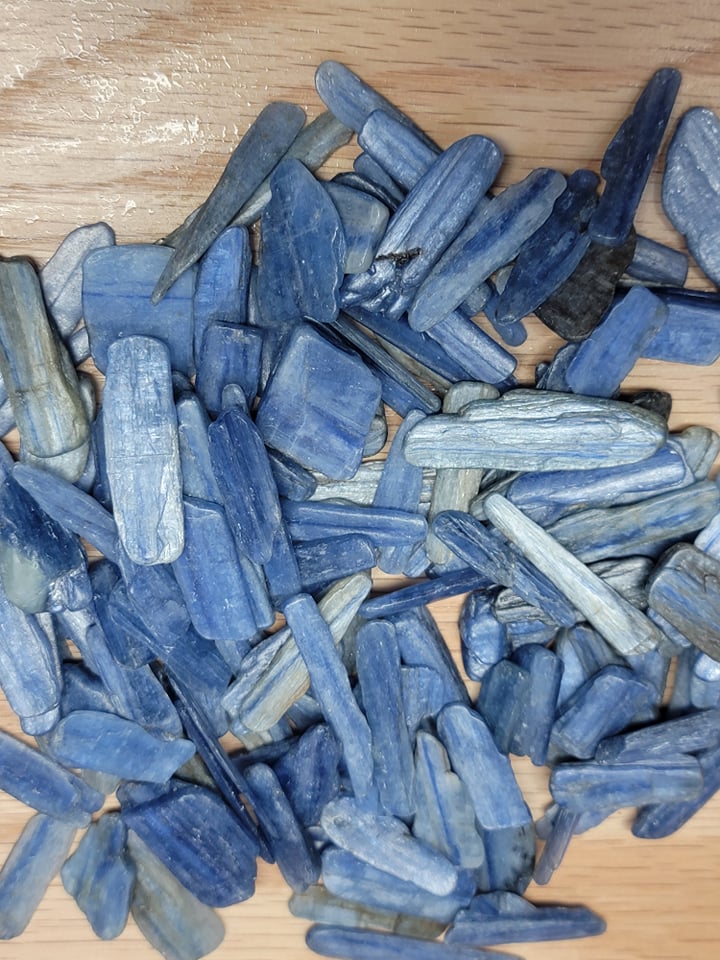 Blue Kyanite Blade One Crystal (Small) Natural, Wire Wrapping, Crystal Grid Making. 1255 (Approx.. 1" - 2 1/2")