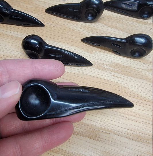 Carved Obsidian Raven Skull 0953 (Approx. 2 1/2" - 3 1/4") Supply for Crystal Grid, Home Decor or Halloween Crafts