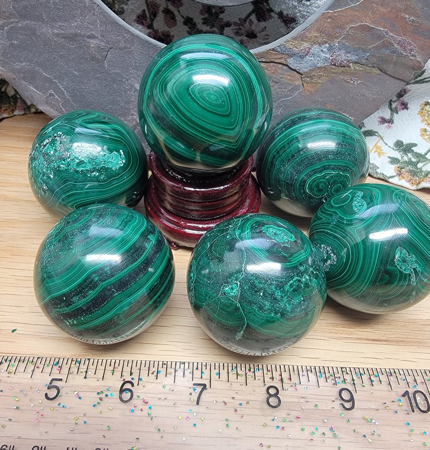 Malachite Sphere 1442 Natural. Authentic. (Approx. 49 mm - 51 mm)