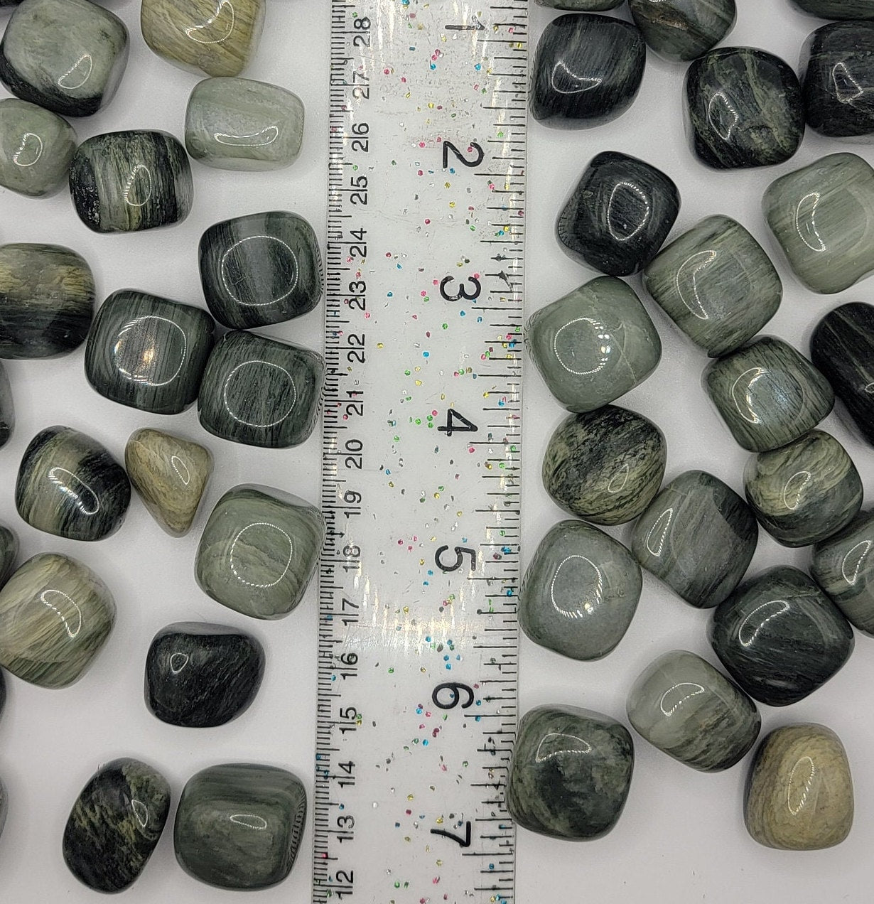 Green Quartz Tumbled Stone, Polished (Approx. 5/8" - 3/4") Polished Stone BIN-1295