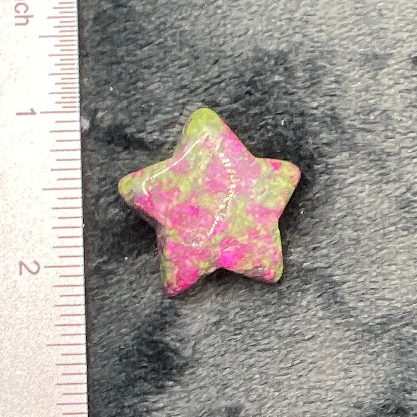 Ruby In Zoisite Star 0140 (Approx. 1 1/4”)