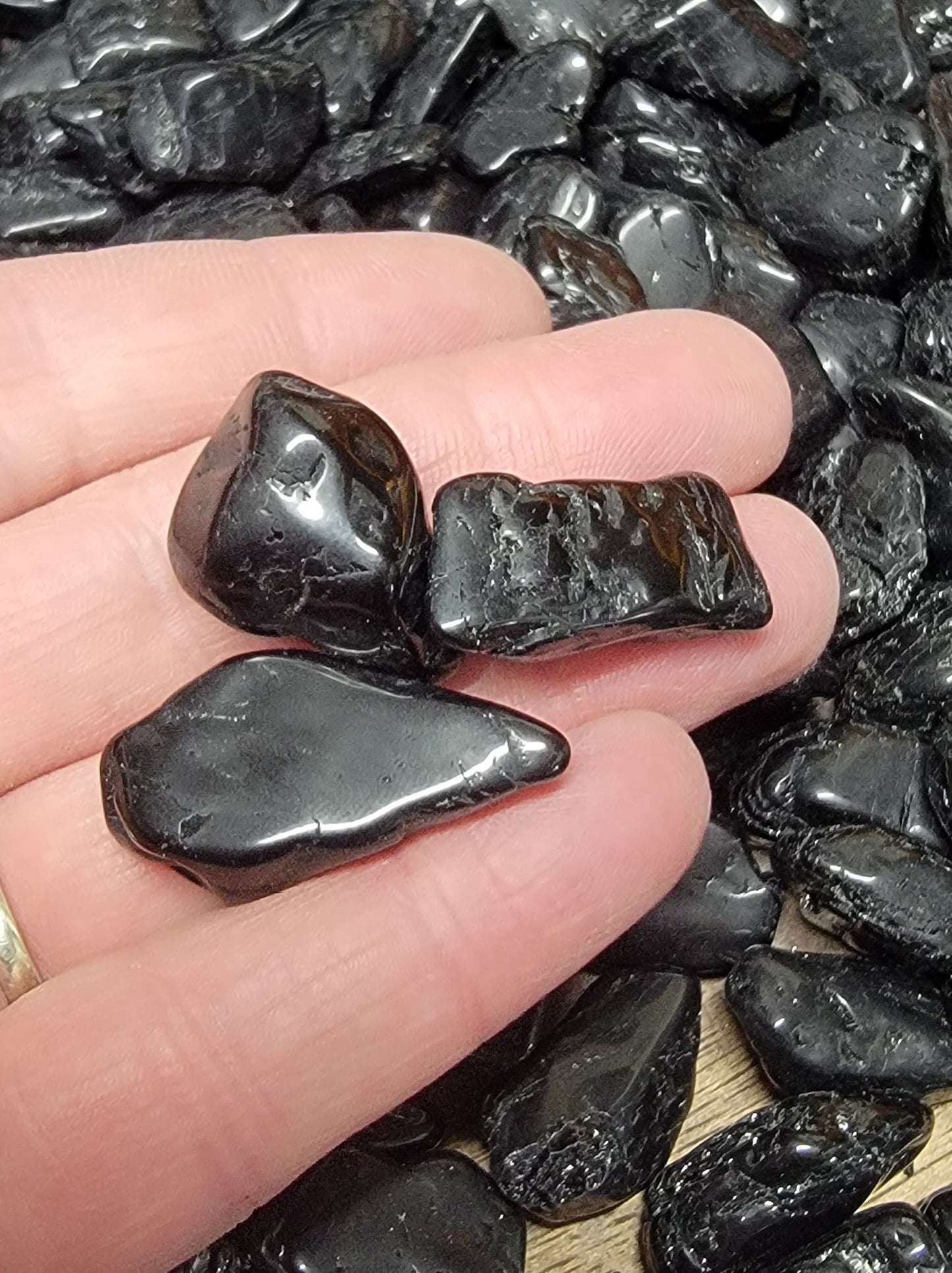 Black Tourmaline Tumbled Stone (Approx. 1/2" - 3/4") BIN-1446