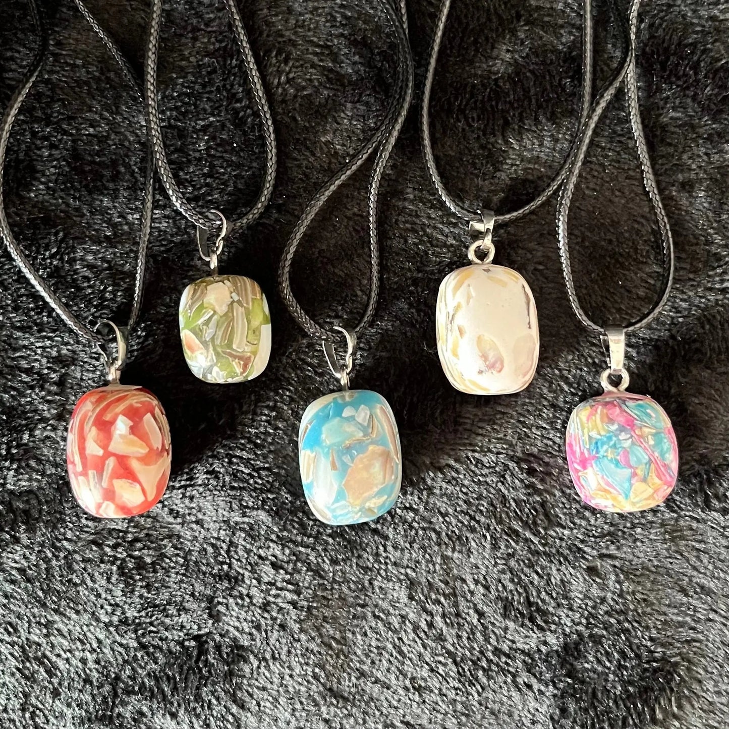 Tumbled Sea Shell Necklace (Resin), Assorted Colors 1181 Shop Wholesale Crystals