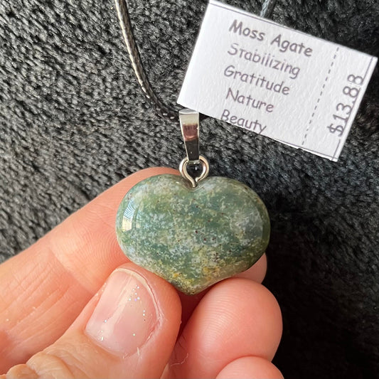 Moss Agate Puffy Heart Necklace WN-0255