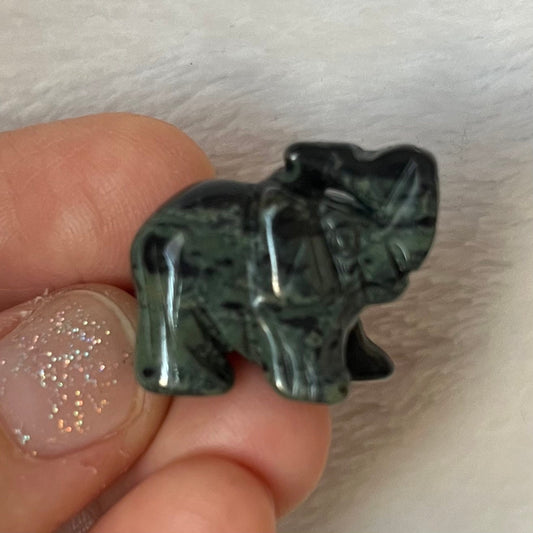 Kambaba Jasper Carved Elephant (Approx. 1”) 0040