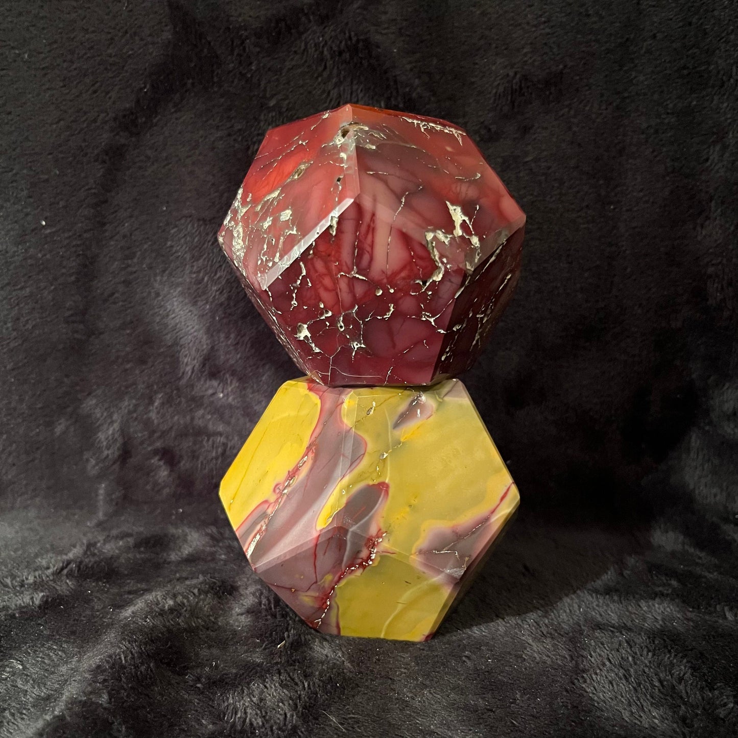 Mookaite Jasper Dodecahedron, Very Large (Approx. 80mm) F-0064