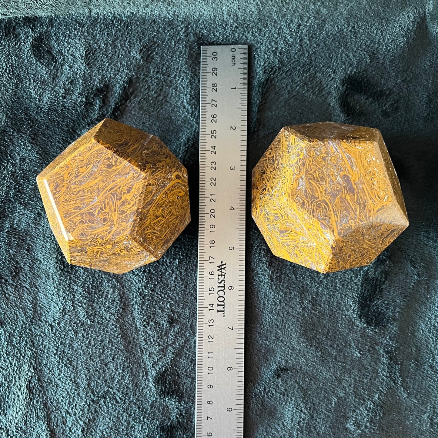 Miriam Jasper Dodecahedron, Very Large (Approx. 85mm) F-0065