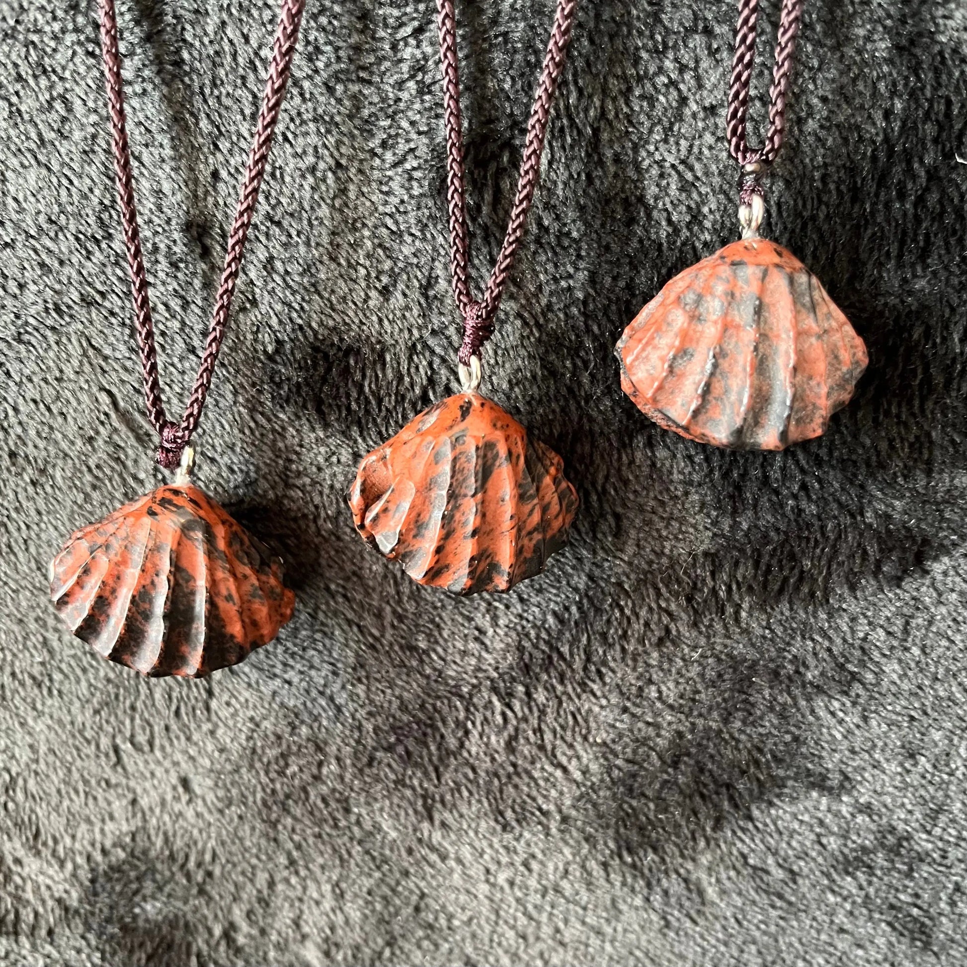 Mahogany Obsidian Seashell Necklace NCK-2837 Shop Wholesale Crystals