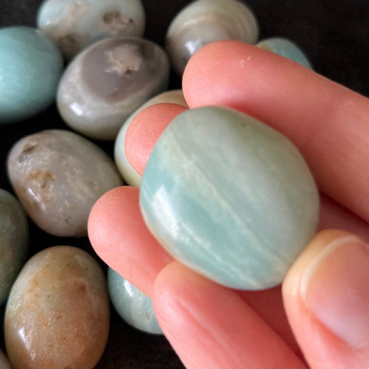 Caribbean Calcite Tumbled Stone (Approx. 1” - 1 1/2”) BIN-1507