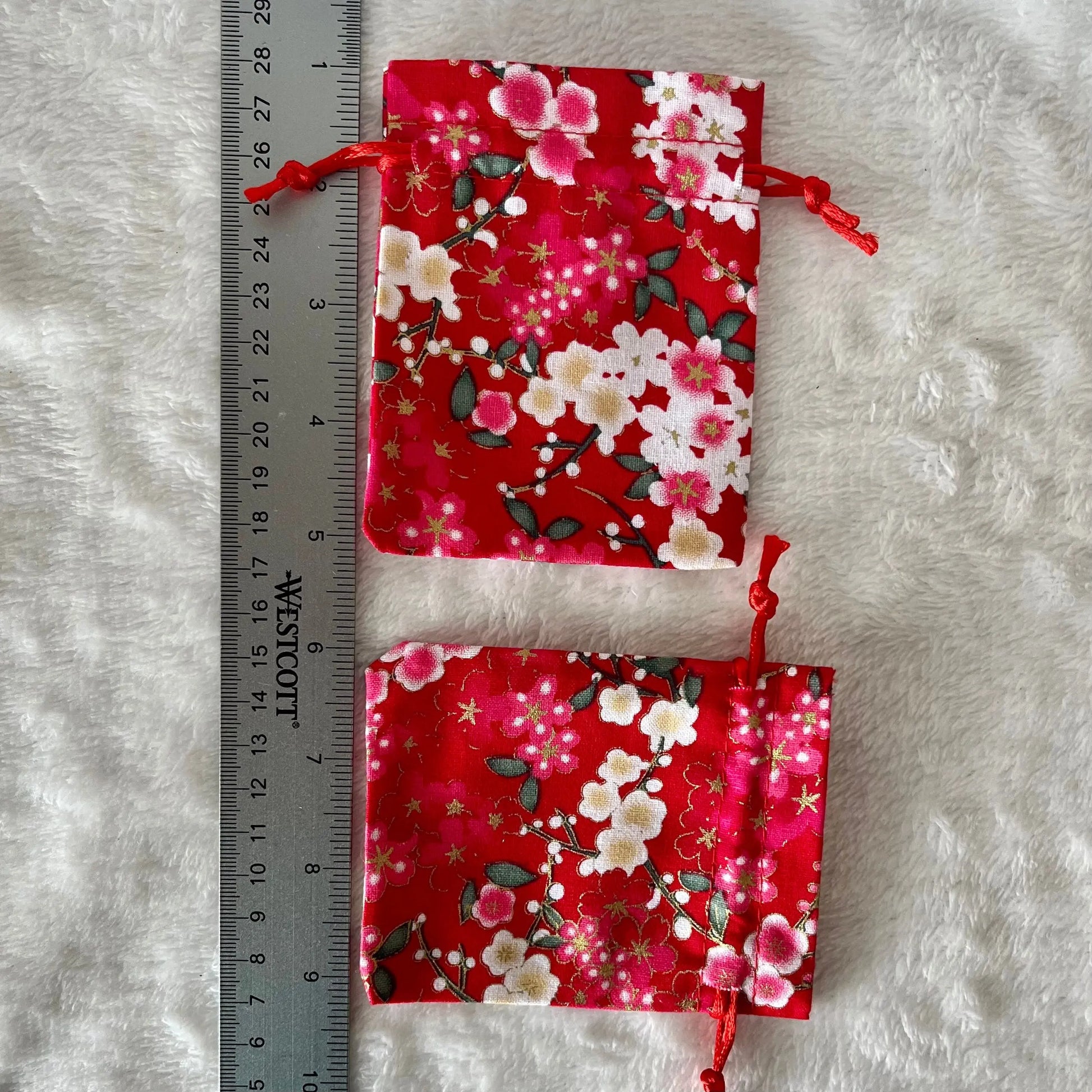 Red Floral Drawstring Bag (Approx. 2 1/2” X 3 1/2") BAG-0206 Shop Wholesale Crystals