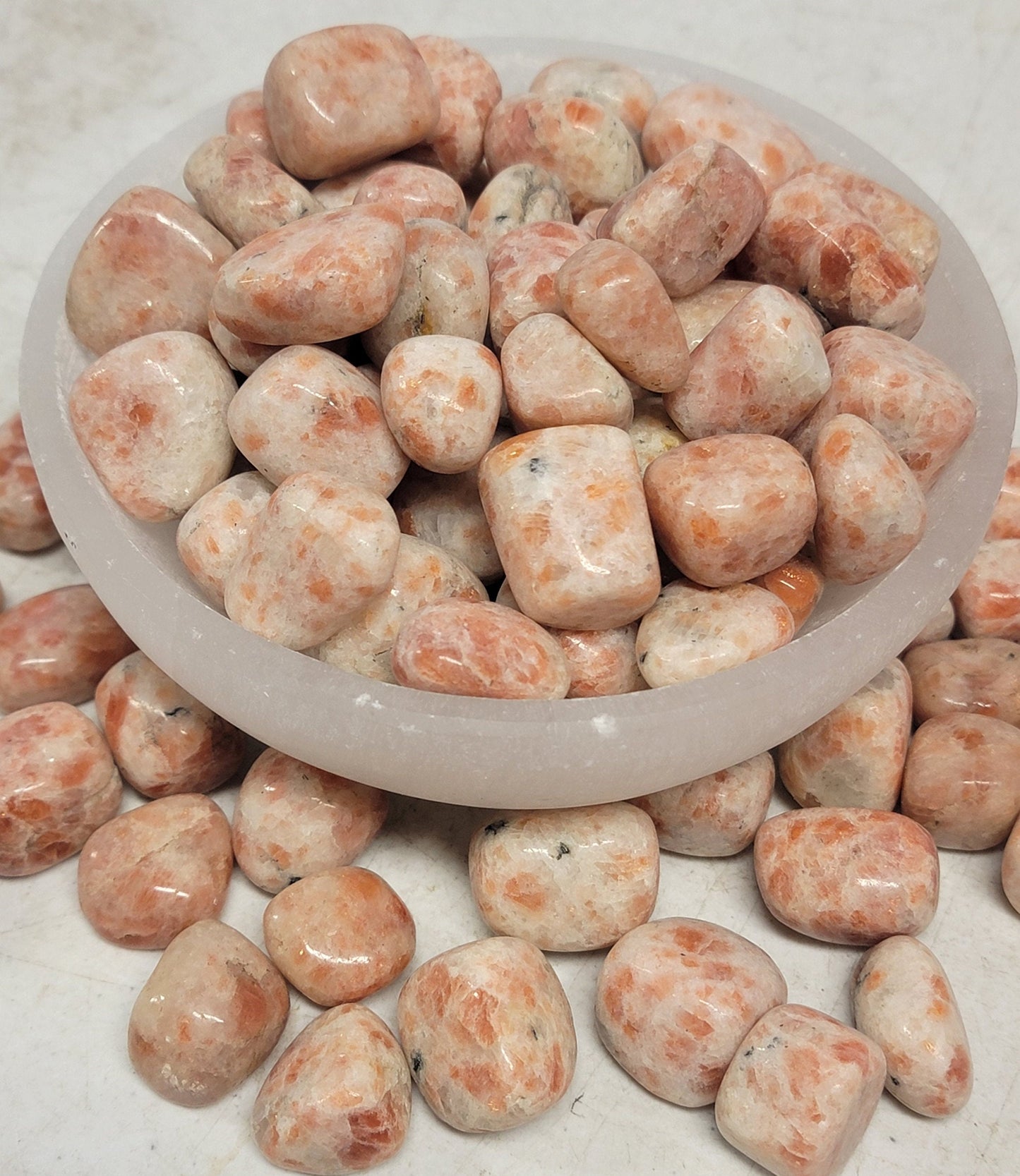 Sunstone Tumbled Stone (Approx. 3/4" - 1") 0598