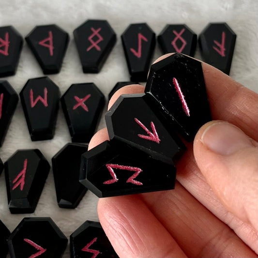 Black Obsidian Coffin 25 Piece Rune Set KIT-0044