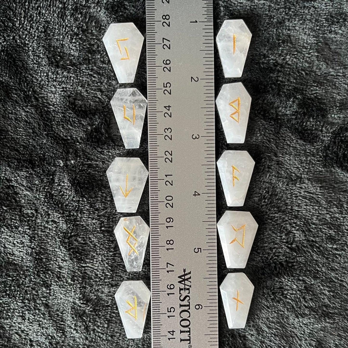 Snow Quartz Coffin 25 Piece Rune Set KIT-0045